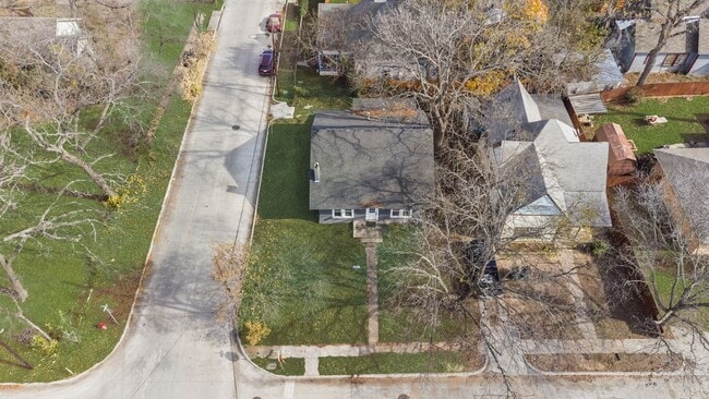 Building Photo - 432 N Denton St