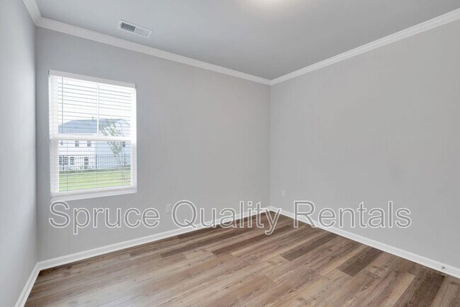 Building Photo - 508 Hester Rd