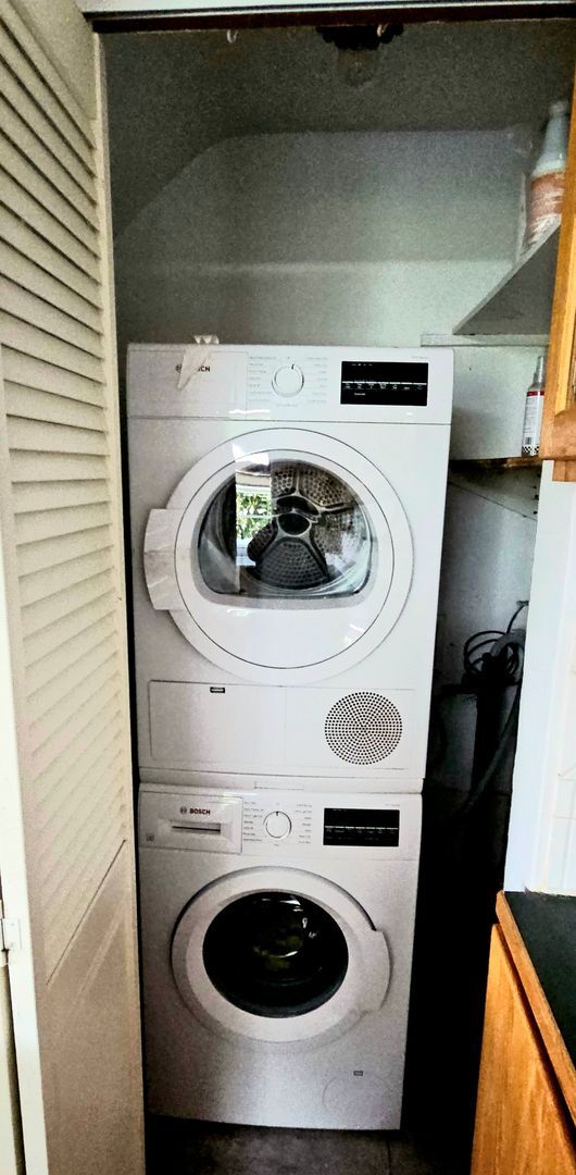 Building Photo - Mullen St. 3 bed/1bath North End with loft