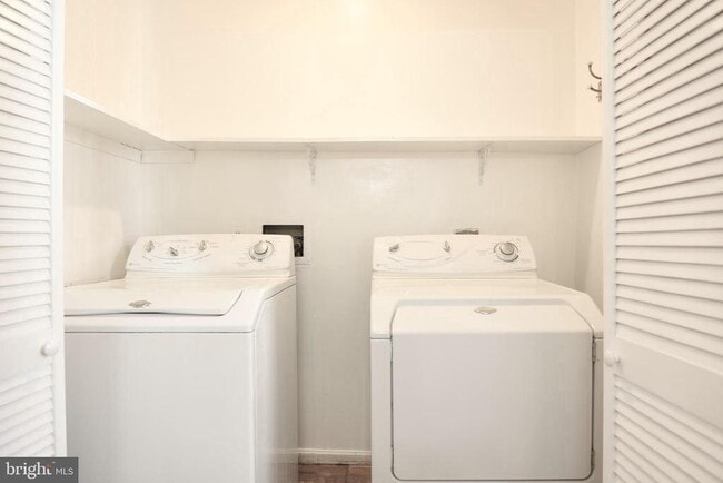 Building Photo - 4036 Trapp Rd