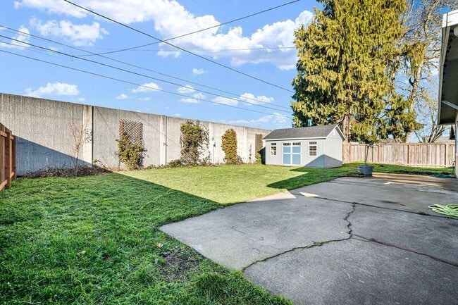Building Photo - 2577 Elysium Ave