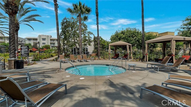 Building Photo - 13021 Central Ave