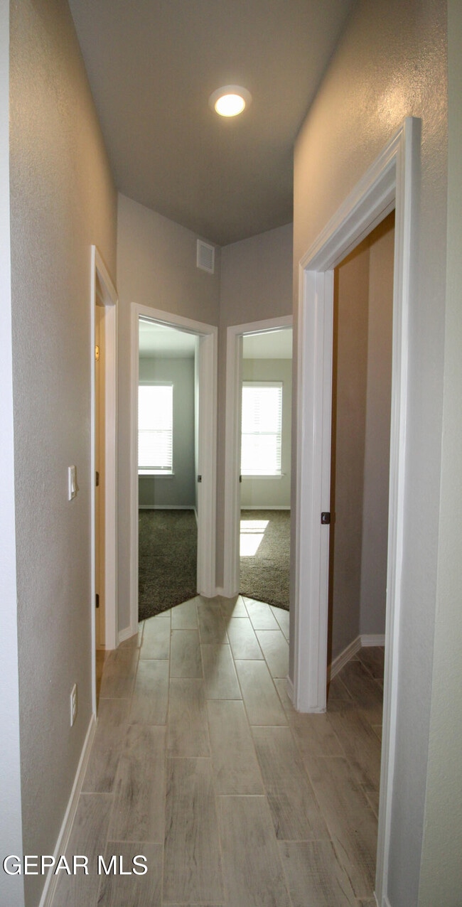 Building Photo - 1229 Night Sky St