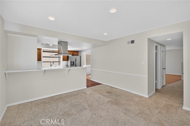 Building Photo - 948 2nd St