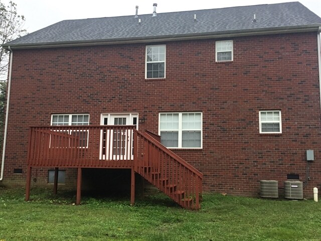 Building Photo - 586 Hollerman Ln