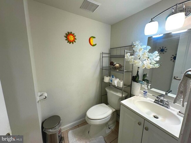 Building Photo - 1338 Springtide Pl