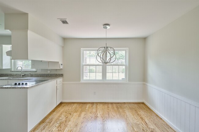 Building Photo - 12402 Stafford Springs Dr