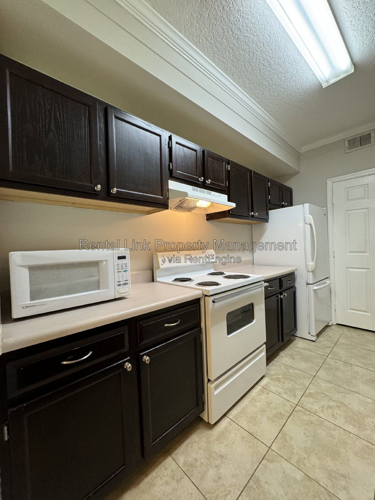 Building Photo - 11530 Villa Grand