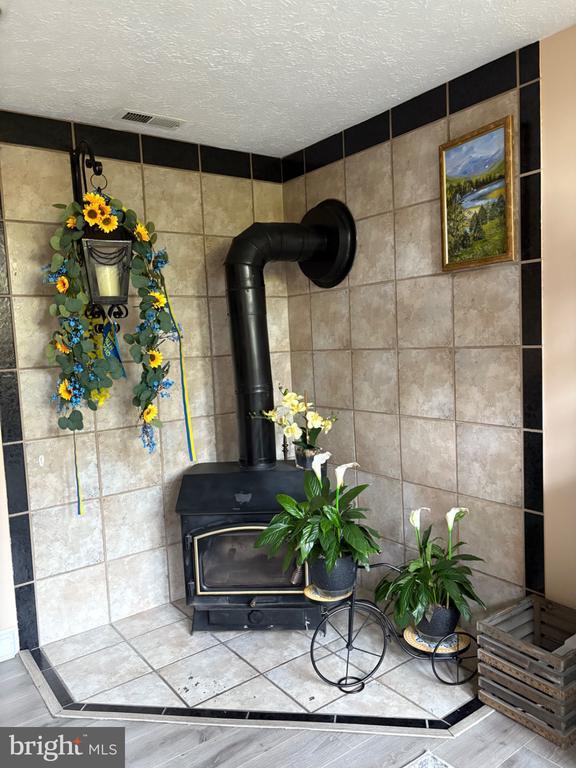 Building Photo - 803 Scott Cir