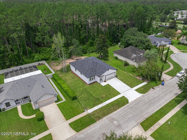 Building Photo - 213 Deportivo Dr