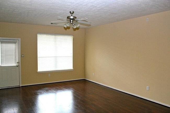 Building Photo - 6314 Bonnie Chase Ln