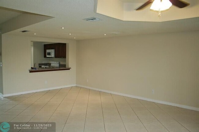 Building Photo - 4733 NW 90th Ave