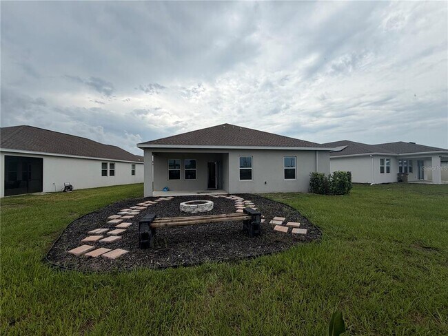 Building Photo - 6464 Needle Wy