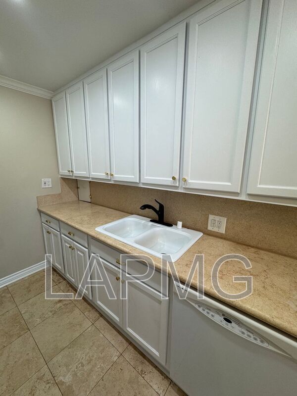 Building Photo - 4140 Warner Blvd