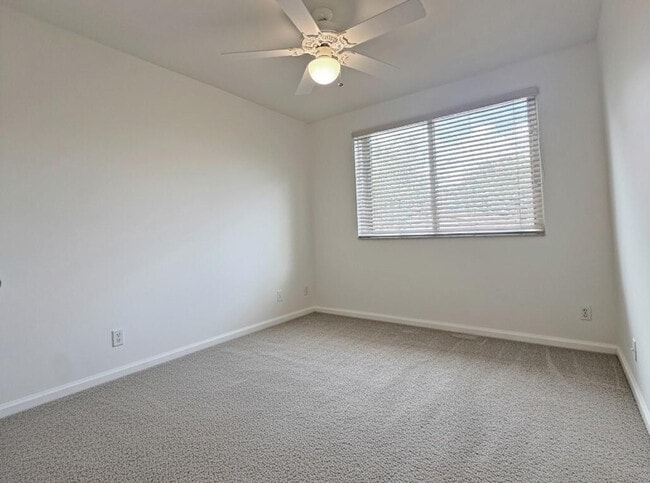 Building Photo - 12634 NW 56th Dr