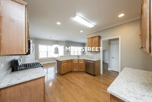 Building Photo - 4 Bedroom Pet-Friendly Home in Douglasvill...