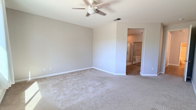 Building Photo - Beautiful 3 bedroom with AC in San Marcos