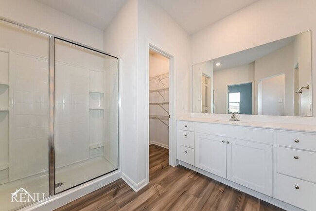 Building Photo - 2038 Delta Downs Dr