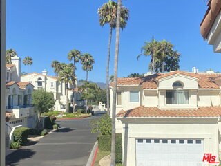 Building Photo - 6483 Zuma View Pl