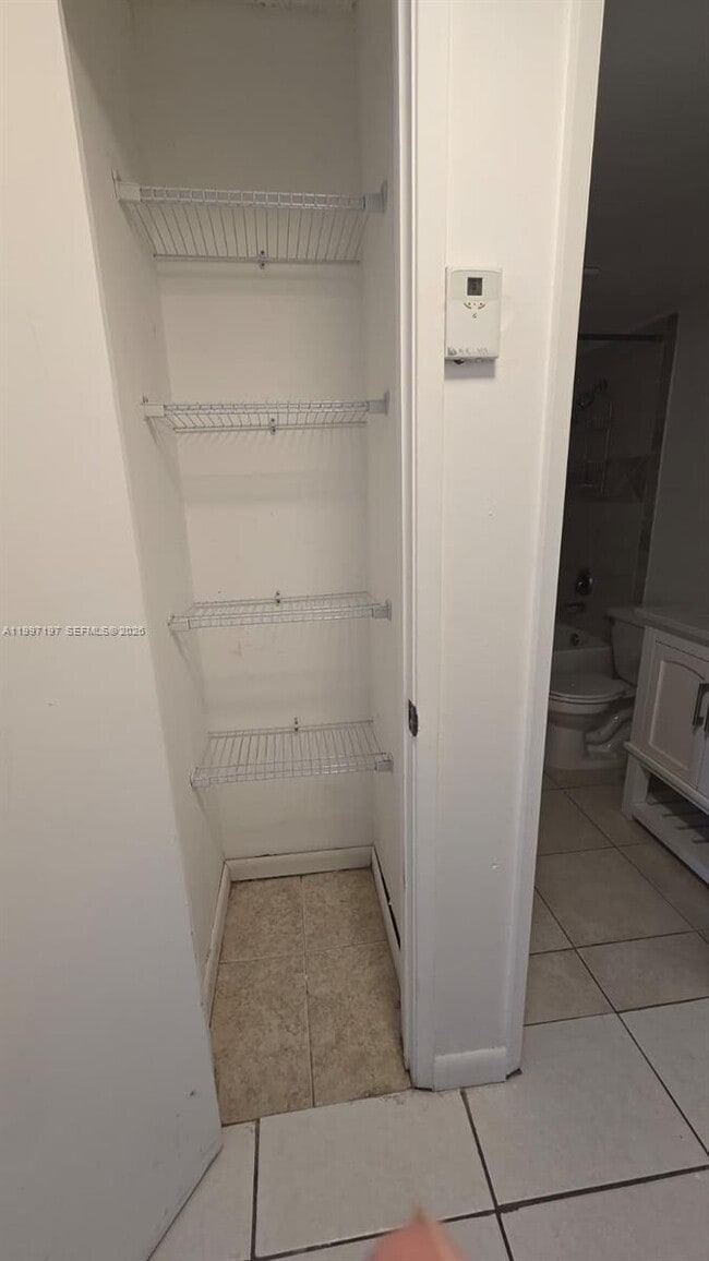 Building Photo - 702 NW 87th Ave