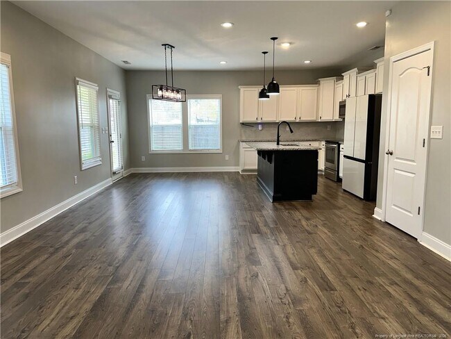 Building Photo - 137 Ledford Ave