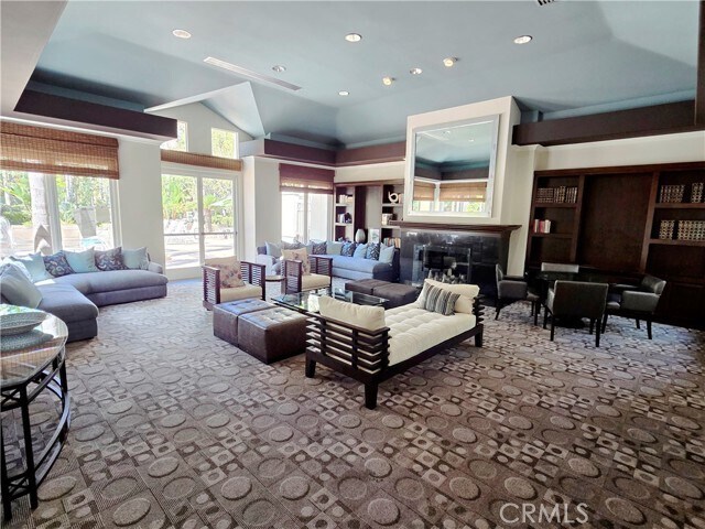 Building Photo - 2233 Martin