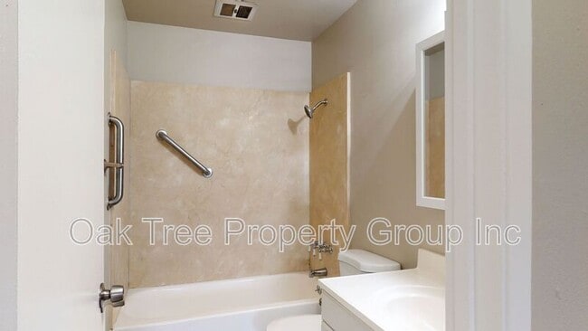 Building Photo - 1674 Cordoba St