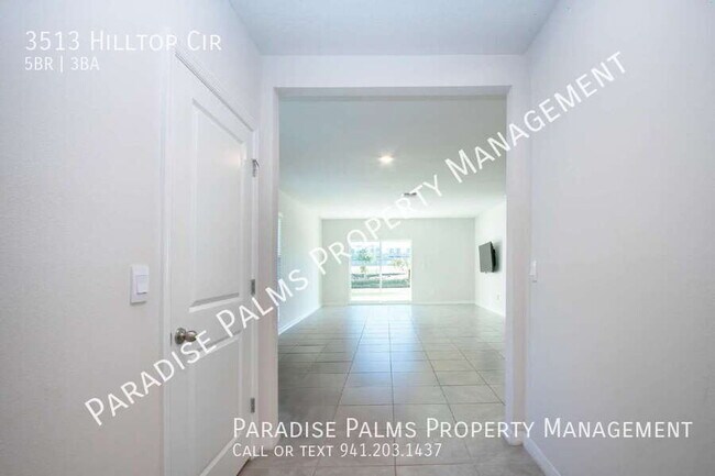 Building Photo - 3513 Hilltop Cir