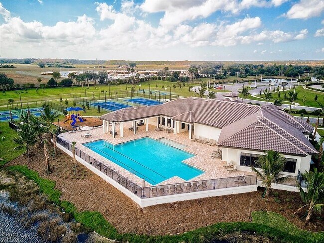 Building Photo - 14498 Cantabria Dr
