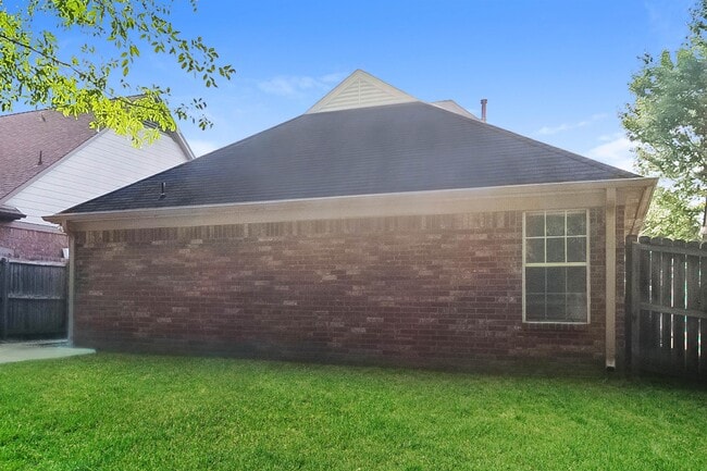 Building Photo - 1393 Marhill Cove