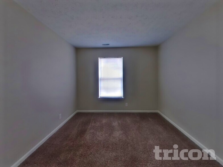 Building Photo - 1712 Beckenbauer Ln