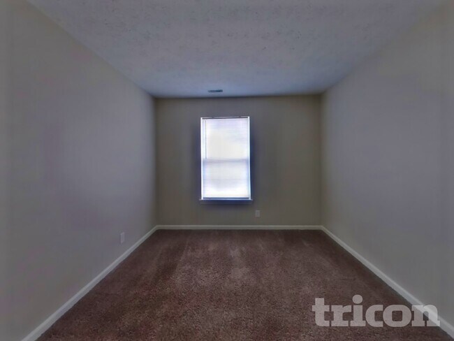 Building Photo - 1712 Beckenbauer Ln