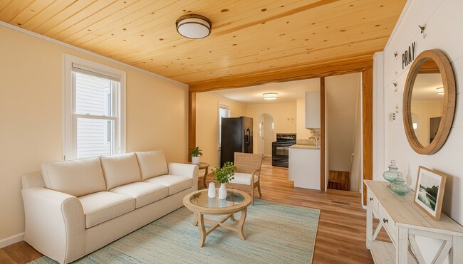 Building Photo - Your Timeless Haven in St. Paul for $2,199/month! $250 OFF 1st MONTH!