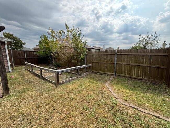 Building Photo - 108 Windsor