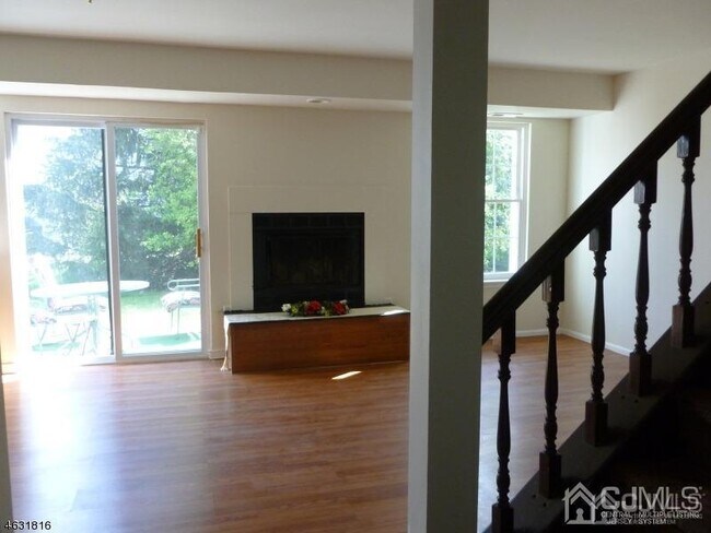 Building Photo - 408 Hawkshead Way