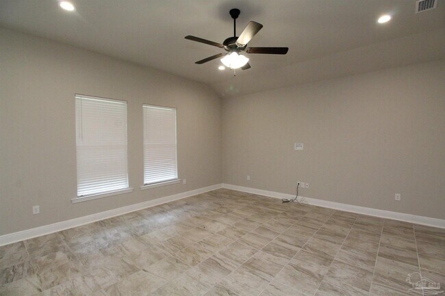 Building Photo - 8480 Beech Tree Rd