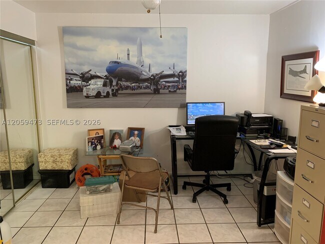 Building Photo - 6626 Miami Lakes Dr