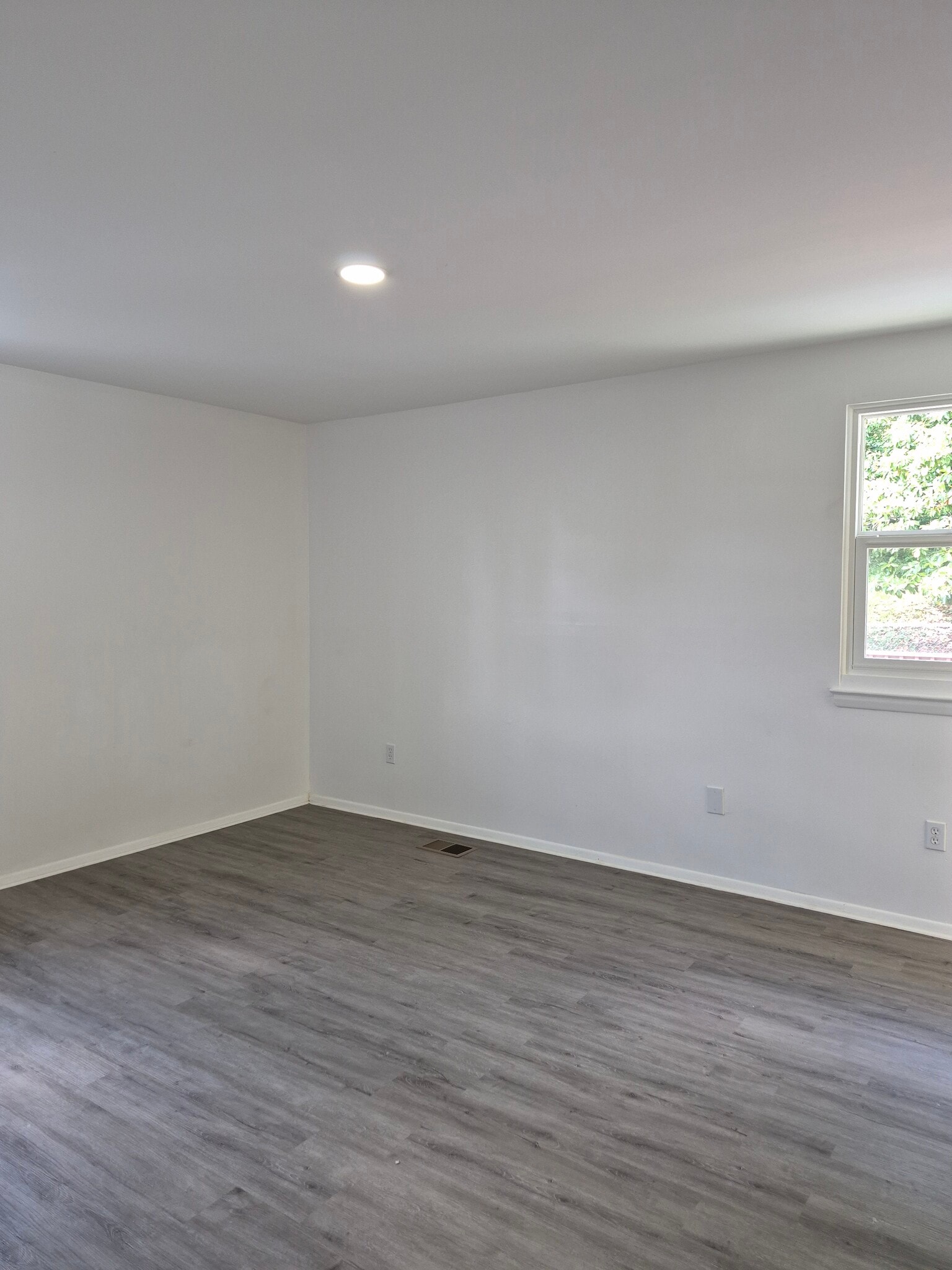 Building Photo - 8408 Snowden Loop Ct