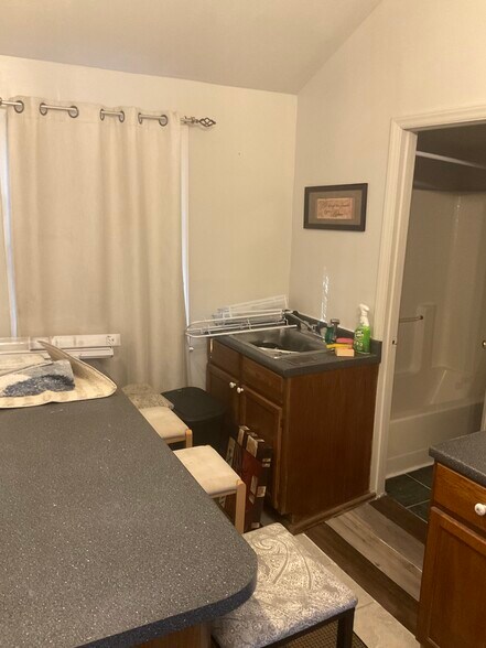 Building Photo - 5921 Crepe Myrtle Ct