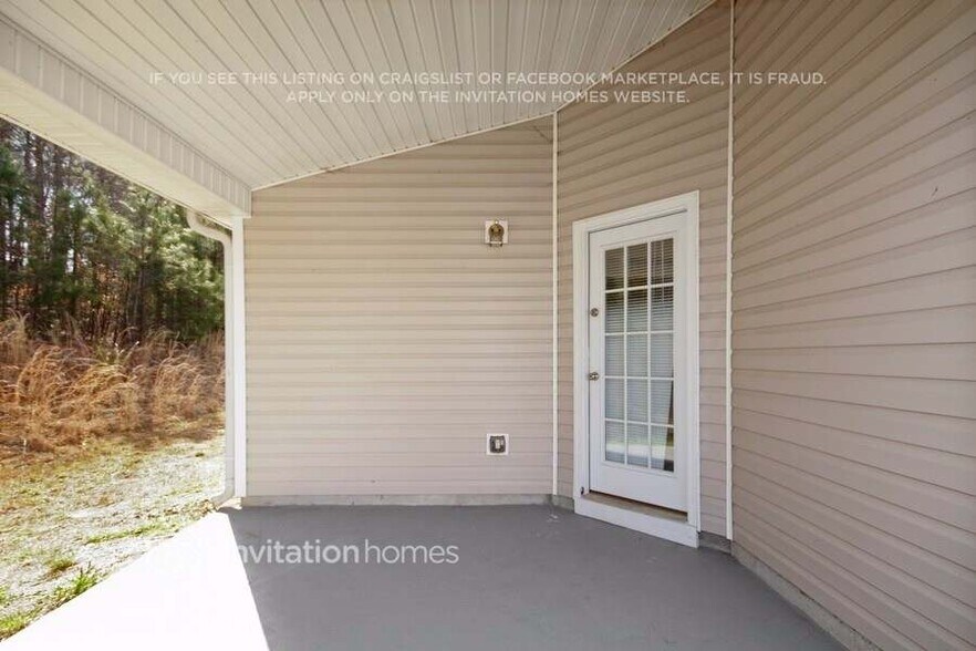 Building Photo - 895 Ashland Park Way SE