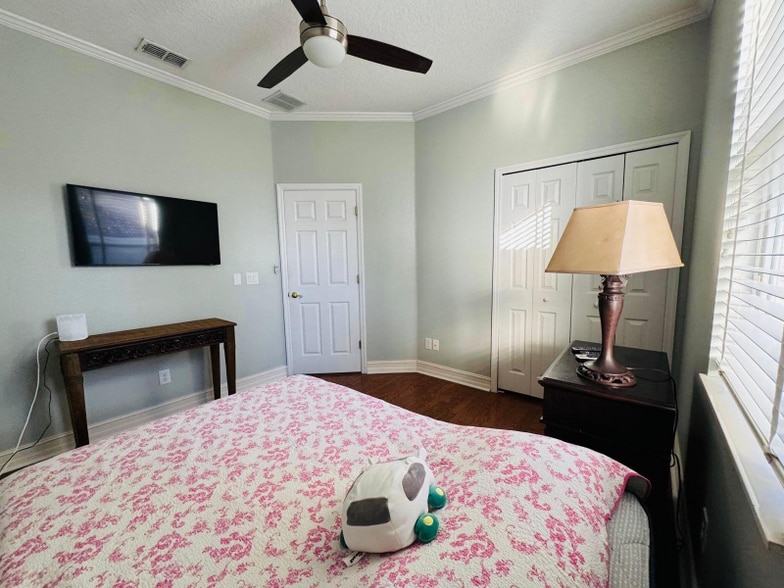 Building Photo - 11745 Via Lucerna Cir