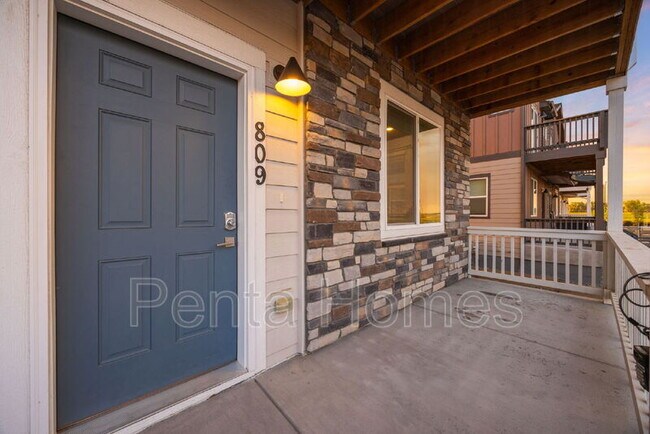 Building Photo - 809 Waterthrush Ln