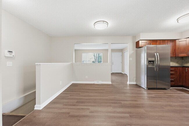 Building Photo - 5240 Carbondale Dr