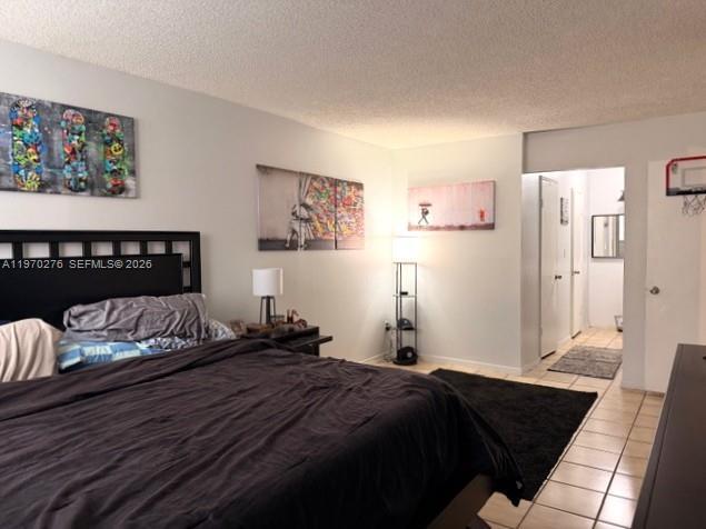 Building Photo - 8889 Fontainebleau Blvd