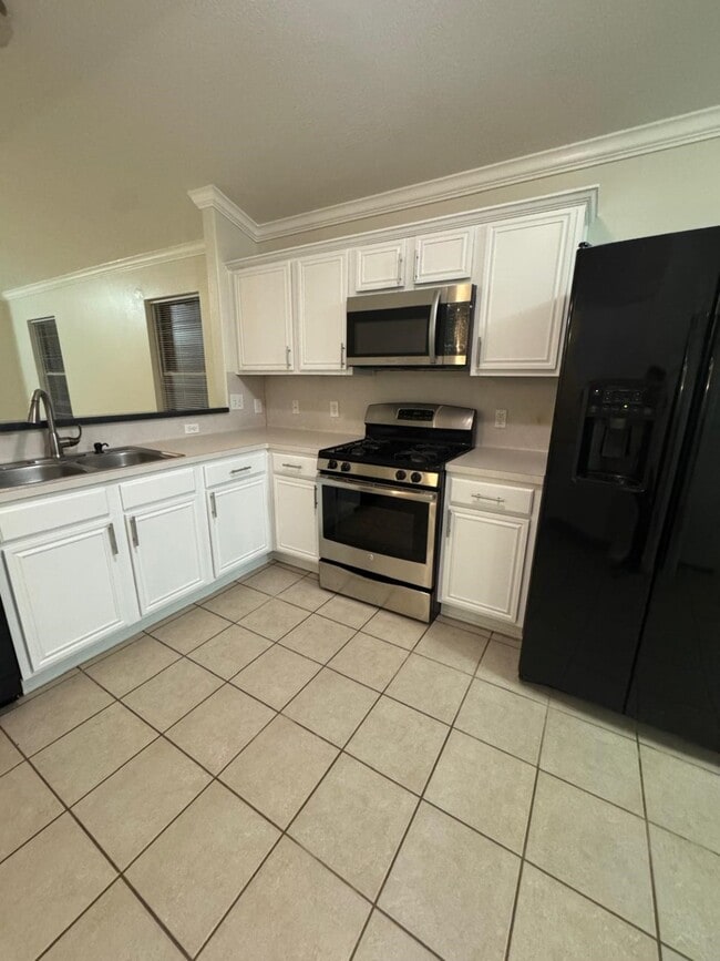 Building Photo - 4714 Garden Meadow Dr