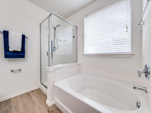 Building Photo - 3904 Coloma Dr