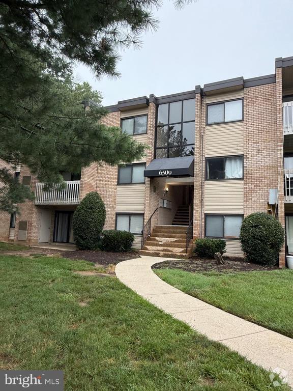 Building Photo - 6300 Hil-Mar Dr