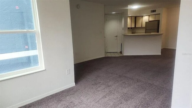 Building Photo - 1 Bed / 1 Bath Condo in Venetian Place, East Orlando nr Airport