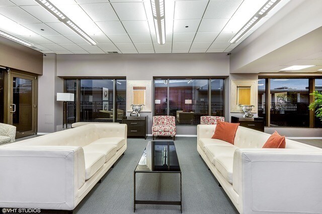 Building Photo - 520 S State St