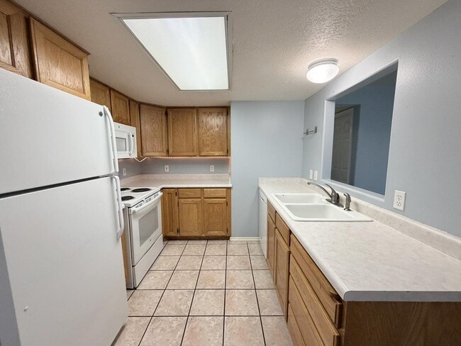 Building Photo - 1499 N 1200 W